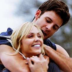 Bitten Werewolves Supernatural Kelley Armstrong Women of the Otherworld Laura Vanderdoort Elena Michaels Stonehaven Space Clayton Danvers Greyston Holt
